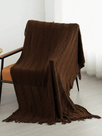 A Diamond-Shaped Pure-Color Knitted Blanket, Featuring A Nordic Style With Rectangular Fringed Edges, Ideal For Office Naps, Bed Covers, Bed End Covers, And Sofa Covers, Suitable For Daily Use